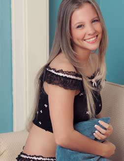 lavnya 22 year female call girls in Aerocity